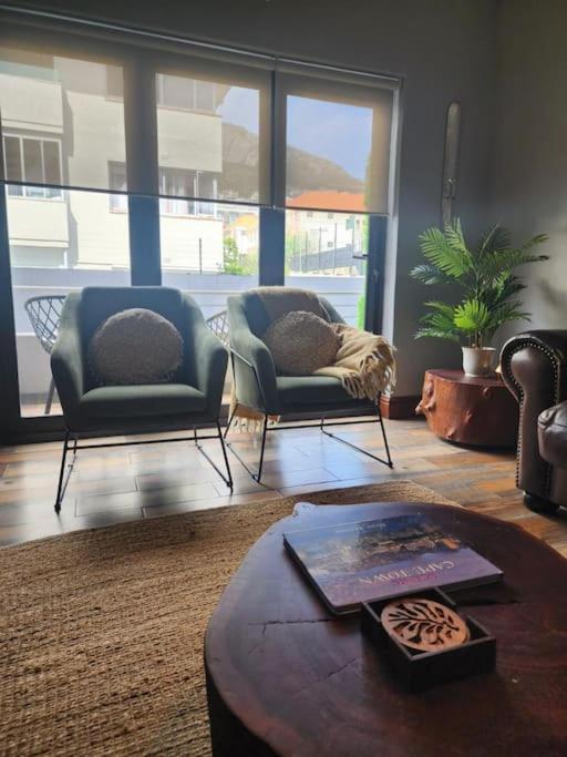 Cape Town, Sea Point, Beautiful 2 Bedroom Apartment @Tucked Away מראה חיצוני תמונה