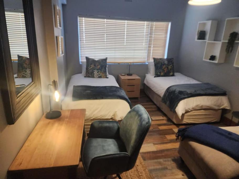 Cape Town, Sea Point, Beautiful 2 Bedroom Apartment @Tucked Away מראה חיצוני תמונה