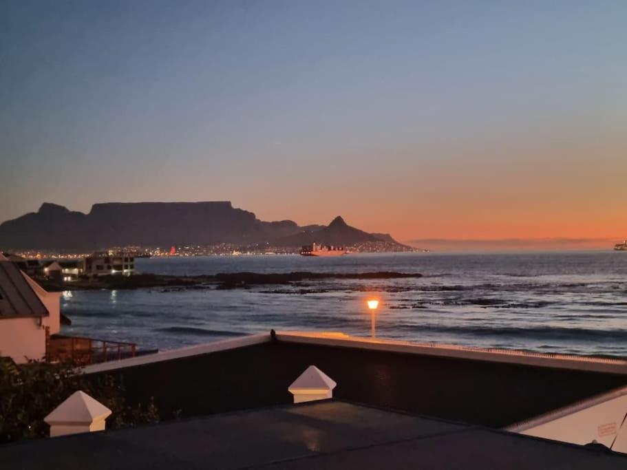 Cape Town, Sea Point, Beautiful 2 Bedroom Apartment @Tucked Away מראה חיצוני תמונה